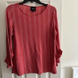 W5 brand coral half sleeve blouse. White raised stripes, L, women’s.